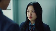 Baek Je-na during a conversation (Image via Rakuten Viki)